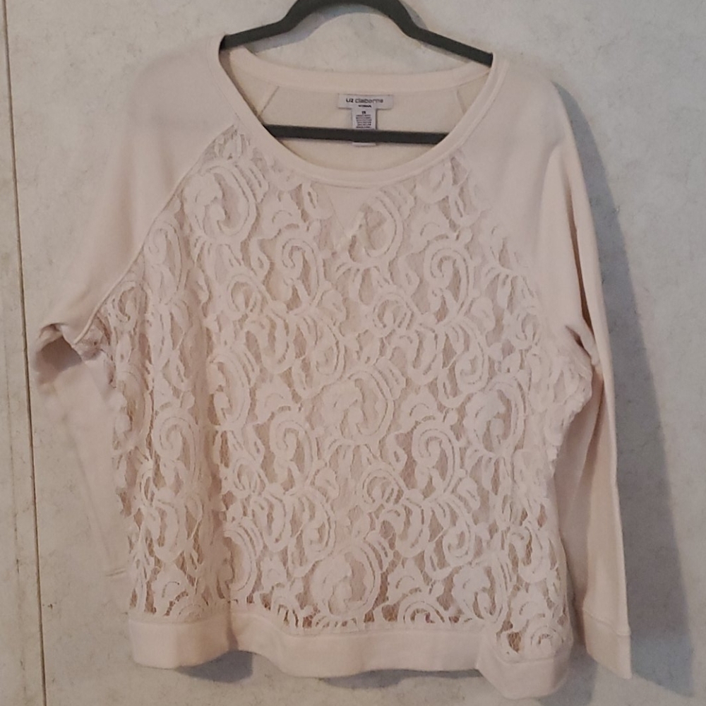 Cream colored sweatshirt